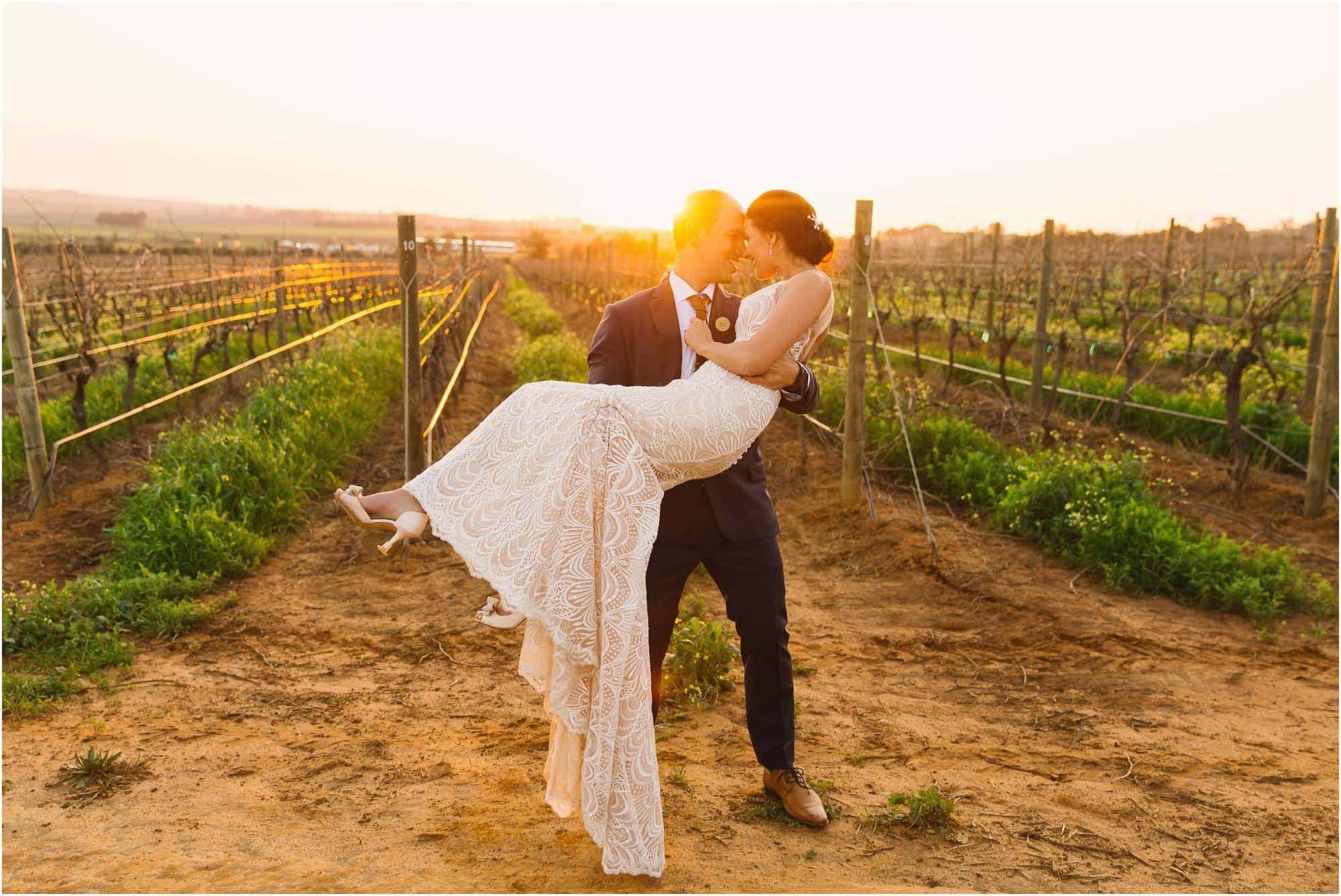 wedding couple in sunset at diamant estate