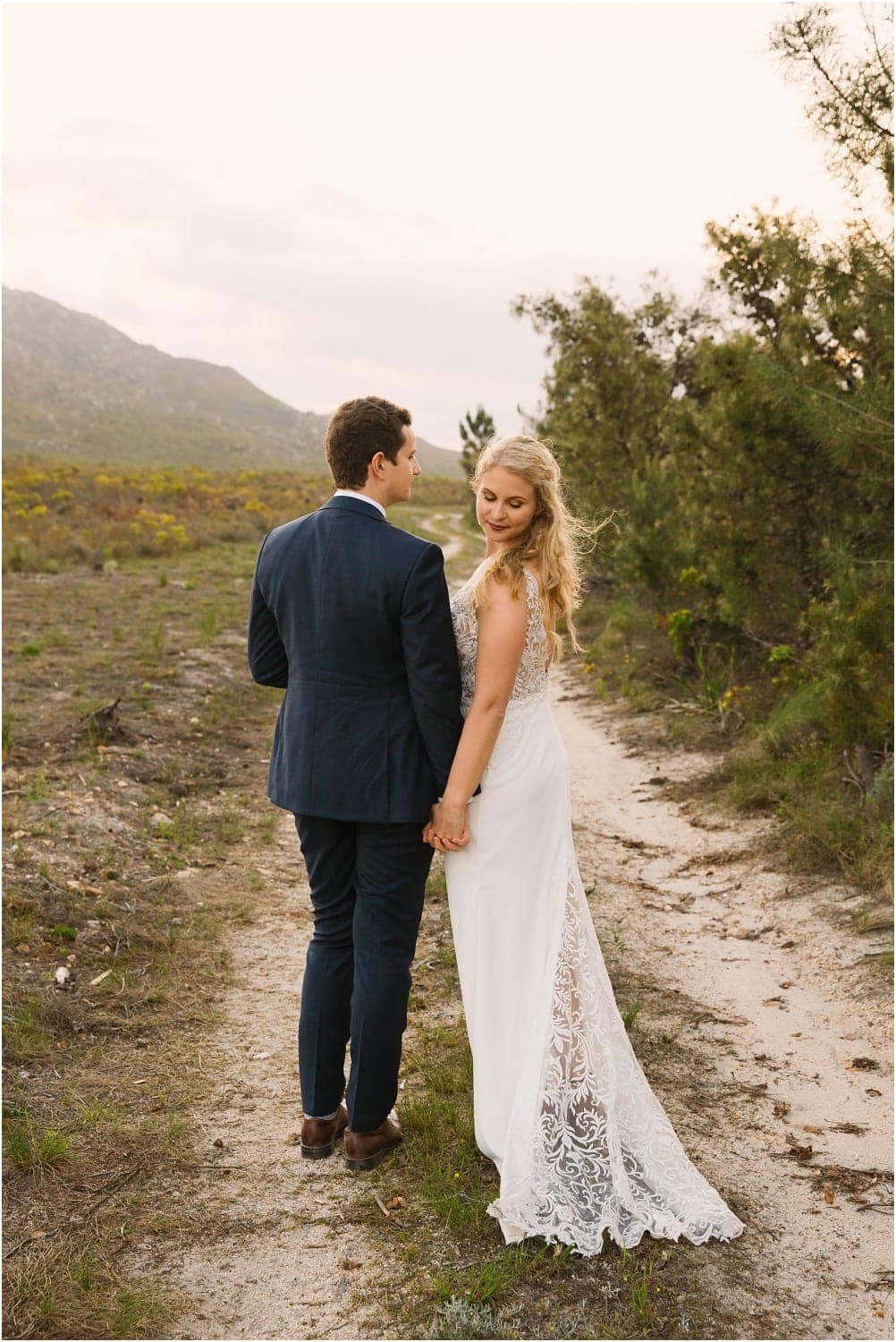 the-one-heaven-and-earth-wedding-photographer-hermanus-coba_1172.jpg the-one-heaven-and-earth-wedding-photographer-hermanus-coba_1172.jpg