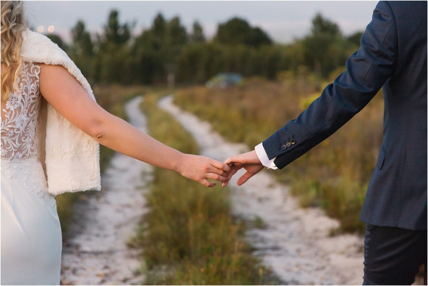 the-one-heaven-and-earth-wedding-photographer-hermanus-coba_1185.jpg the-one-heaven-and-earth-wedding-photographer-hermanus-coba_1185.jpg