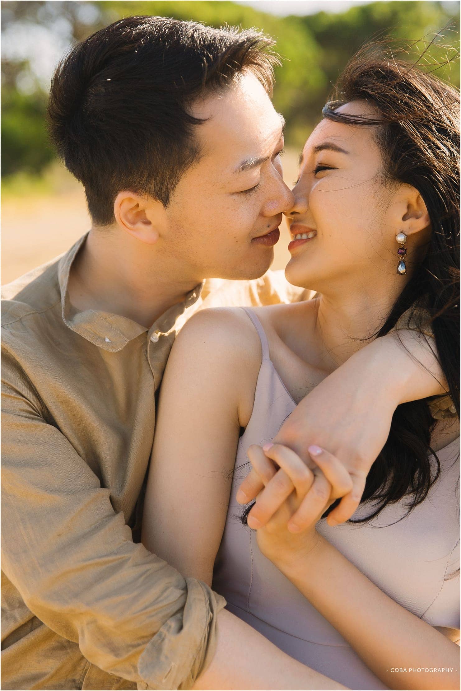 romantic couple shoot with table mountain