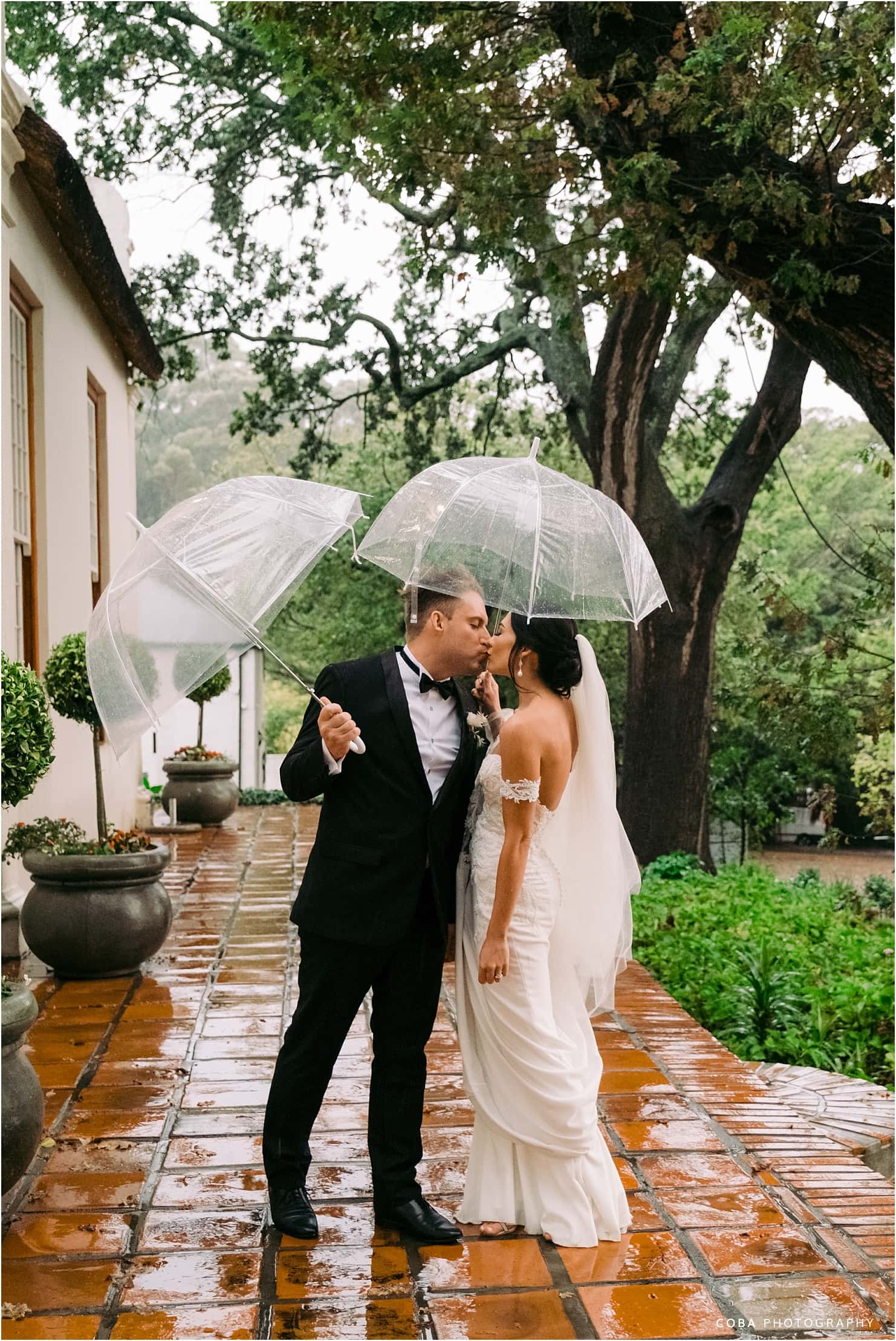 diamant estate winter wedding - couple photos