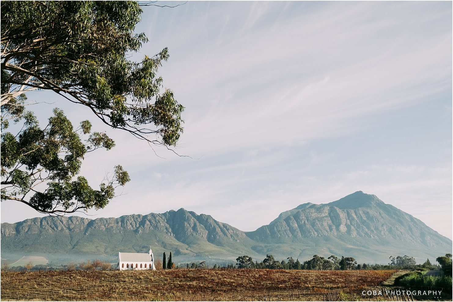 montpellier wedding tulbagh - chapel and mountains
