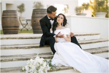 Loch Lynne Wedding Durbanville - couple sitting on steps