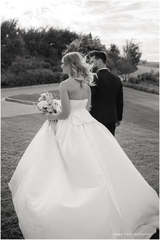 landtscap wedding - bride and groom black and white photo