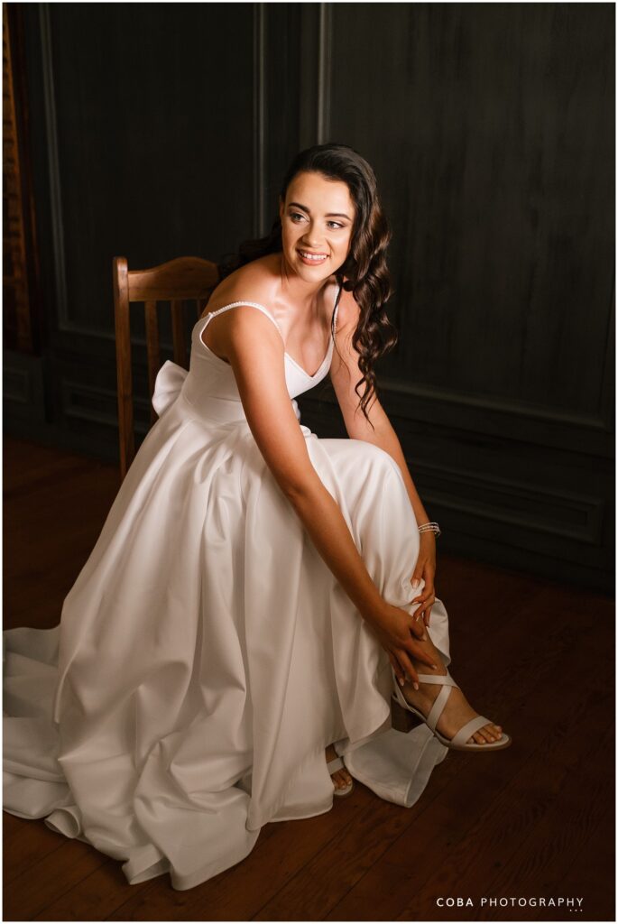 DuVon Estate Wedding - bride getting ready