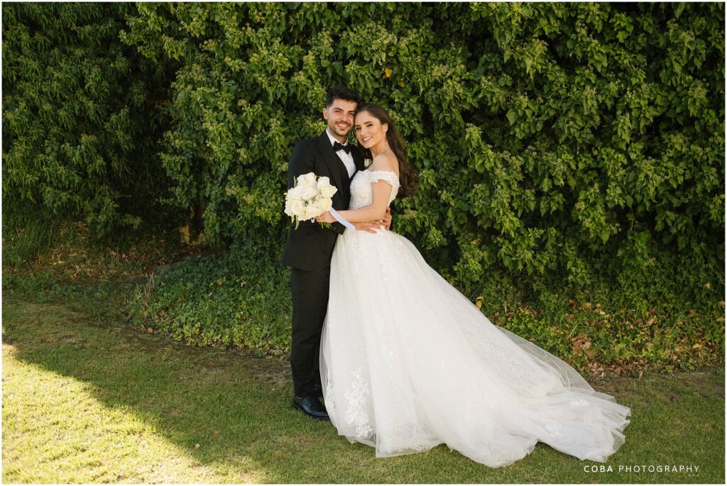 loch lynne wedding bride and groom